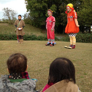 ドタバタコメディパフォーマンスショー